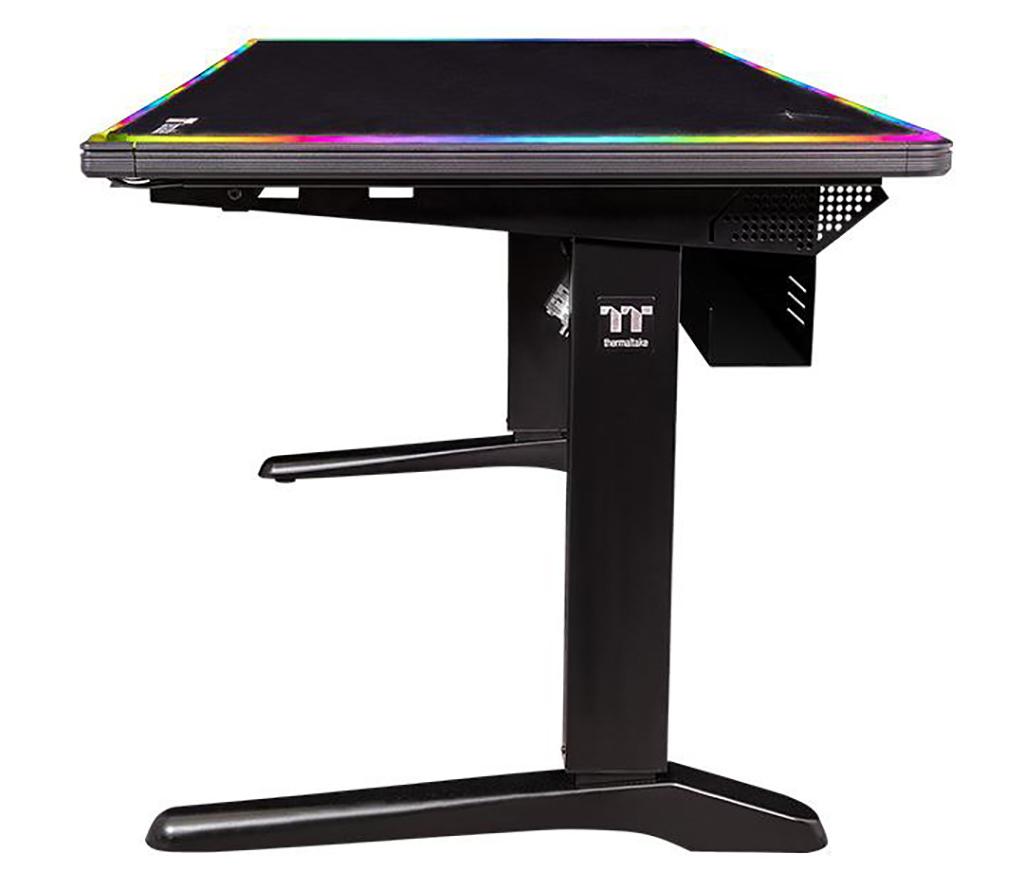 Thermaltake Level 20 RGB Battlestation Gaming Desk – игровой стол за $1200