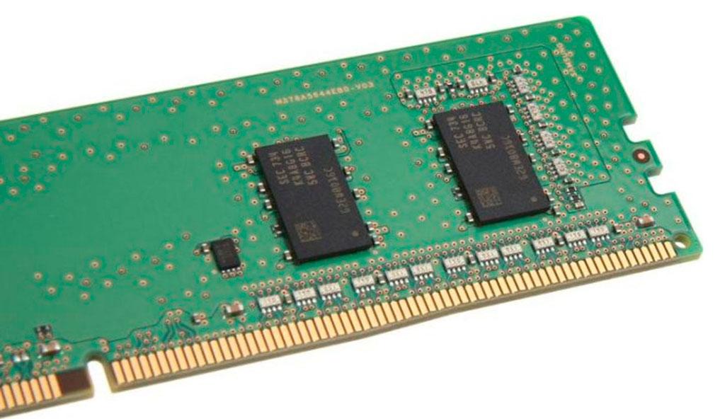 Samsung начала поставки модулей DDR4 с чипами A-Die