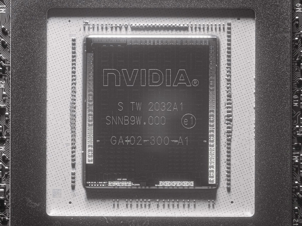 Среди майнинг-ускорителей NVIDIA только CMP 90HX на архитектуре Ampere