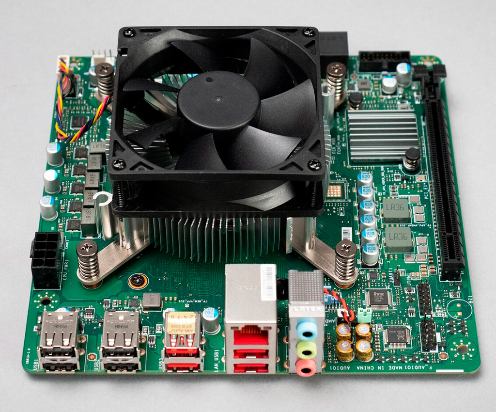 Рассматриваем AMD 4700S Desktop Kit – плату с процессором от Xbox Series S/X