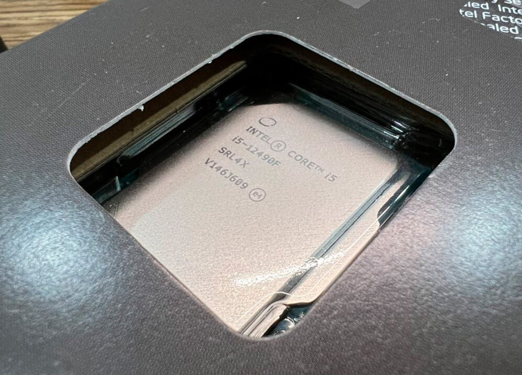 Intel Core i5-12490F – необычный представитель семейства Alder Lake