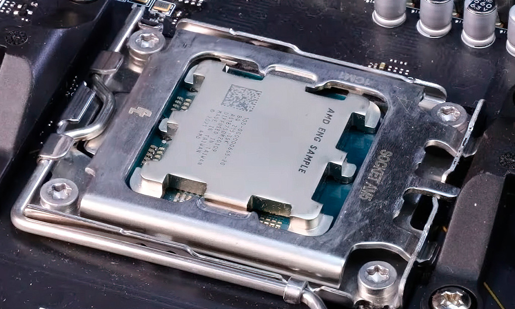 MSI показала как устанавливать процессор в сокет AMD AM5, а также «засветила» 16-ядерный Ryzen 7000