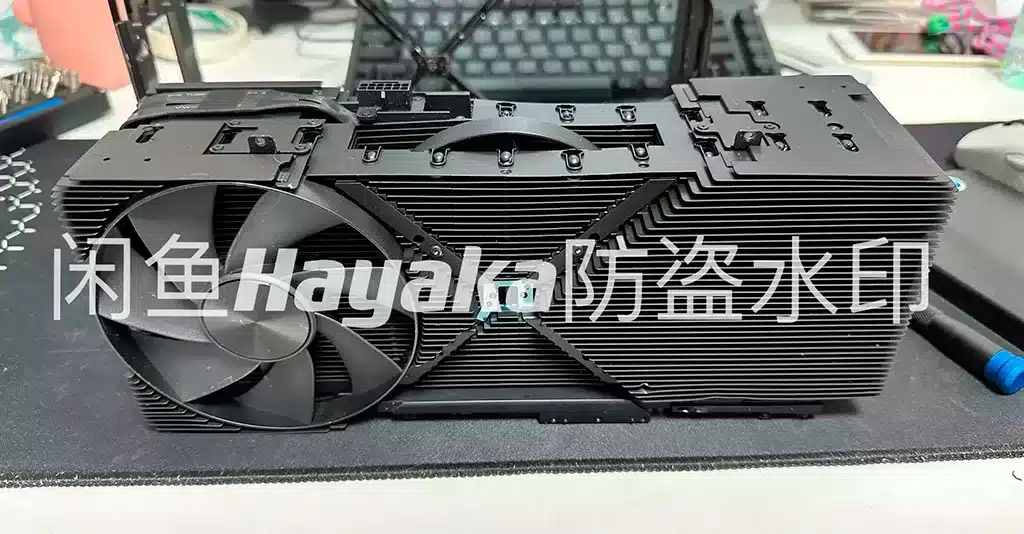 Детальнее разглядываем так и невыпущенный огромный кулер NVIDIA