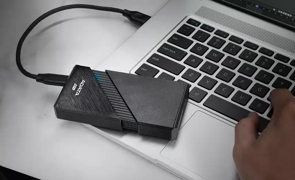 ADATA SE920 – первый накопитель с интерфейсом USB4