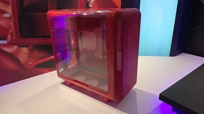 Hyte X50 — яркий корпус с округлым дизайном и улучшенной вентиляцией представлен на Computex 2025