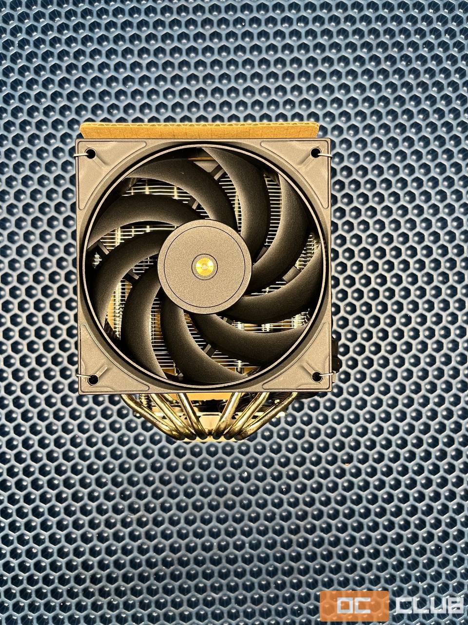 SAMA A60E: обзор. Новый игрок, который заслужил внимания.