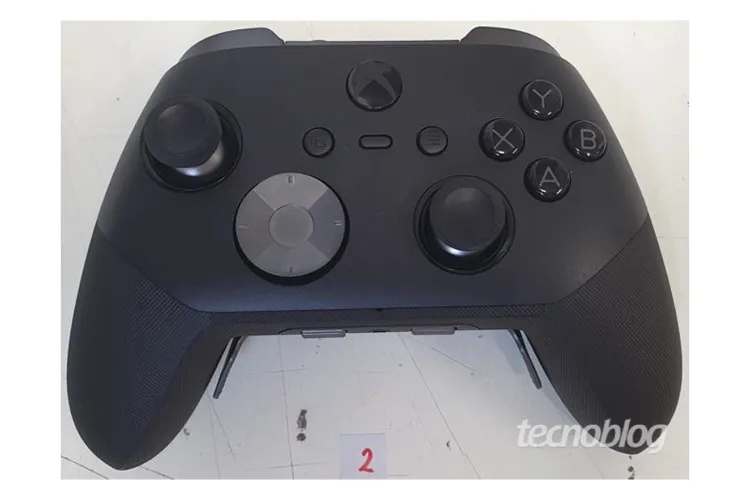 Microsoft готовит новые контроллеры Xbox