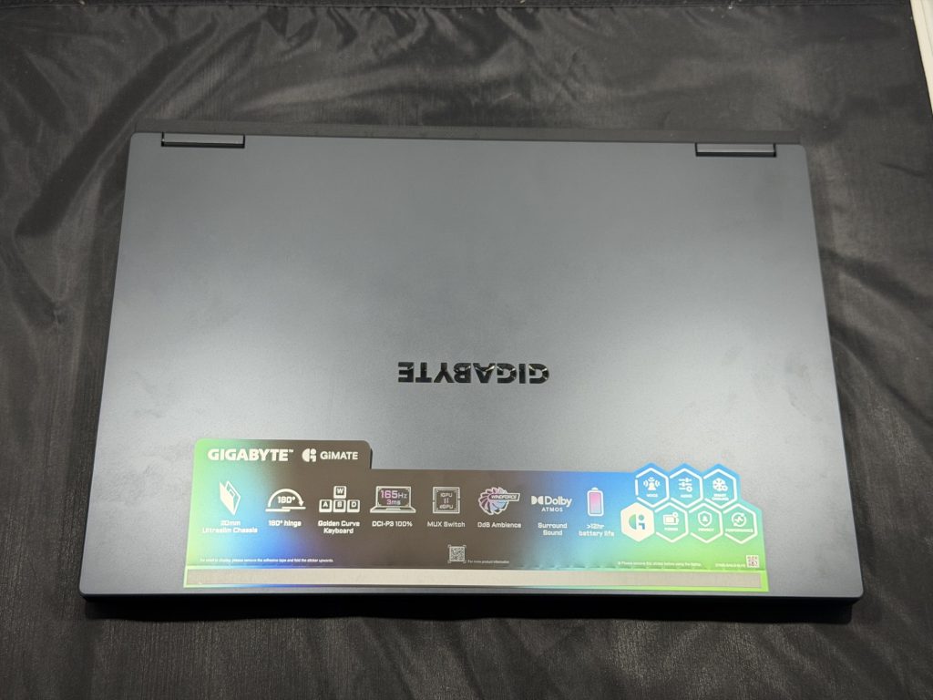 GIGABYTE GAMING A18 PRO: большой игровой ноутбук с ИИ-помощником GiMATE