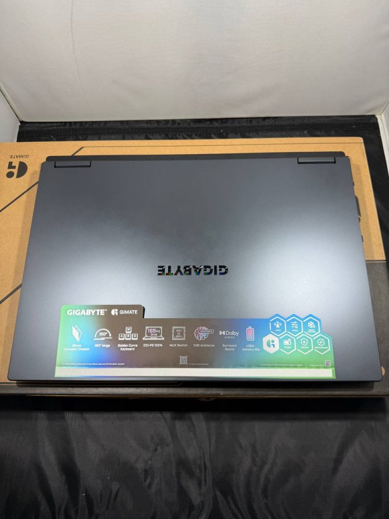 GIGABYTE GAMING A18 PRO: большой игровой ноутбук с ИИ-помощником GiMATE