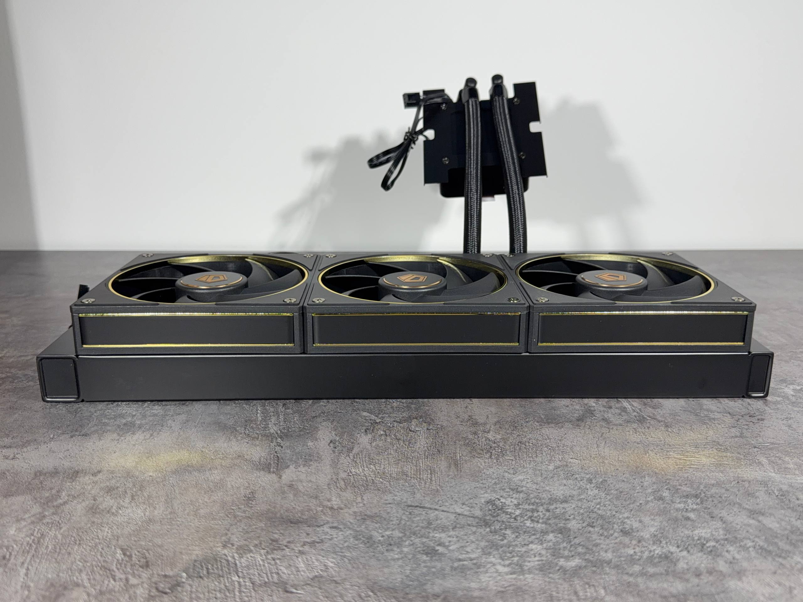 ID-COOLING DX360 GDL: обзор. Золото которое никому не нужно