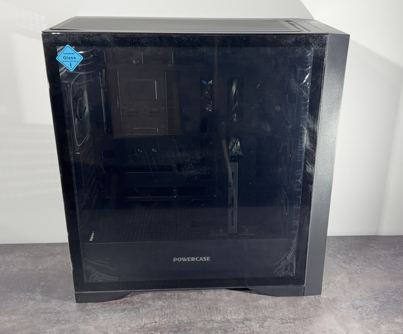 Powercase ByteFlow Pro ARGB: обзор.